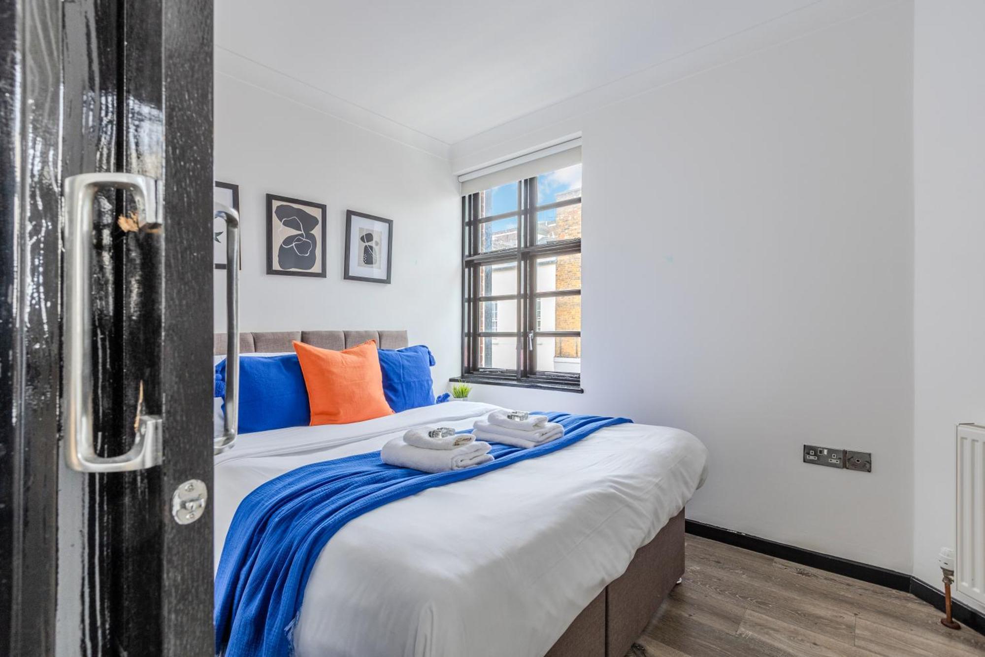 Langdon - Bouverie Place * Londra